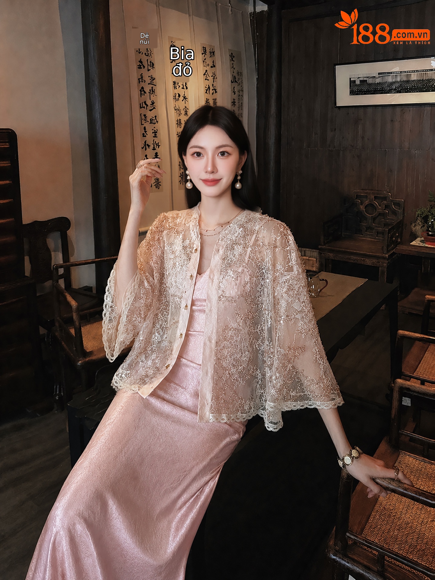 Áo sơ mi nữ dài tay thêu ren họa tiết hoa nổi, phong cách Tân Trung Hoa — Trắng sứ, Xanh mơ