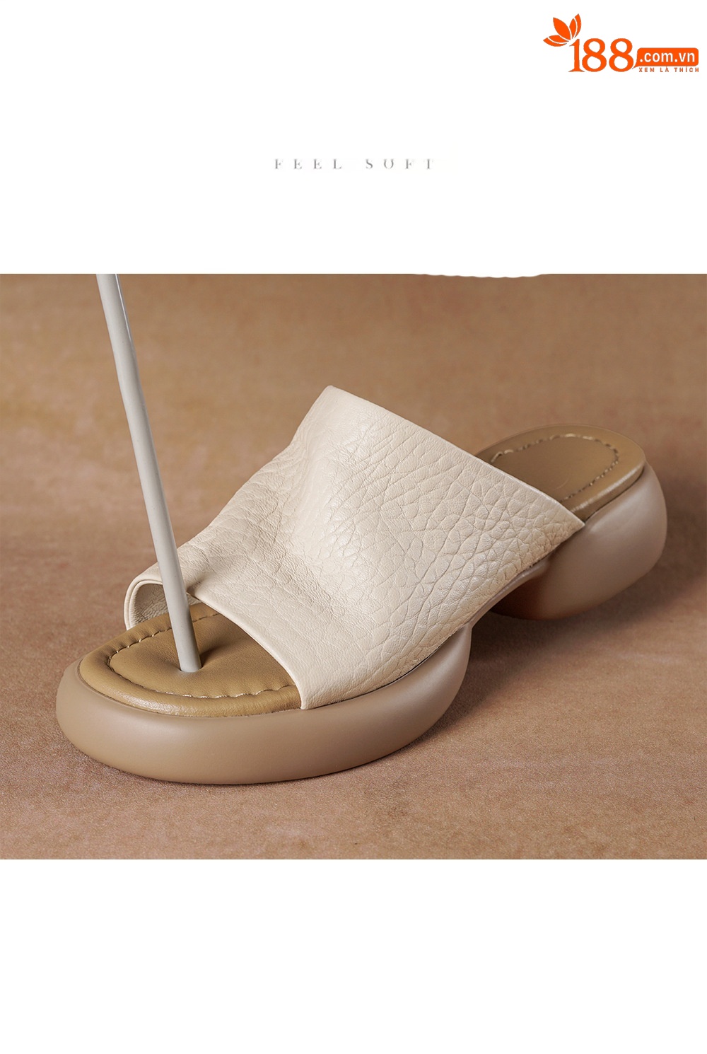 Dép sandal nữ quai chữ V đế dày da cừu khóa thắt lưng — đen chi tiết 1