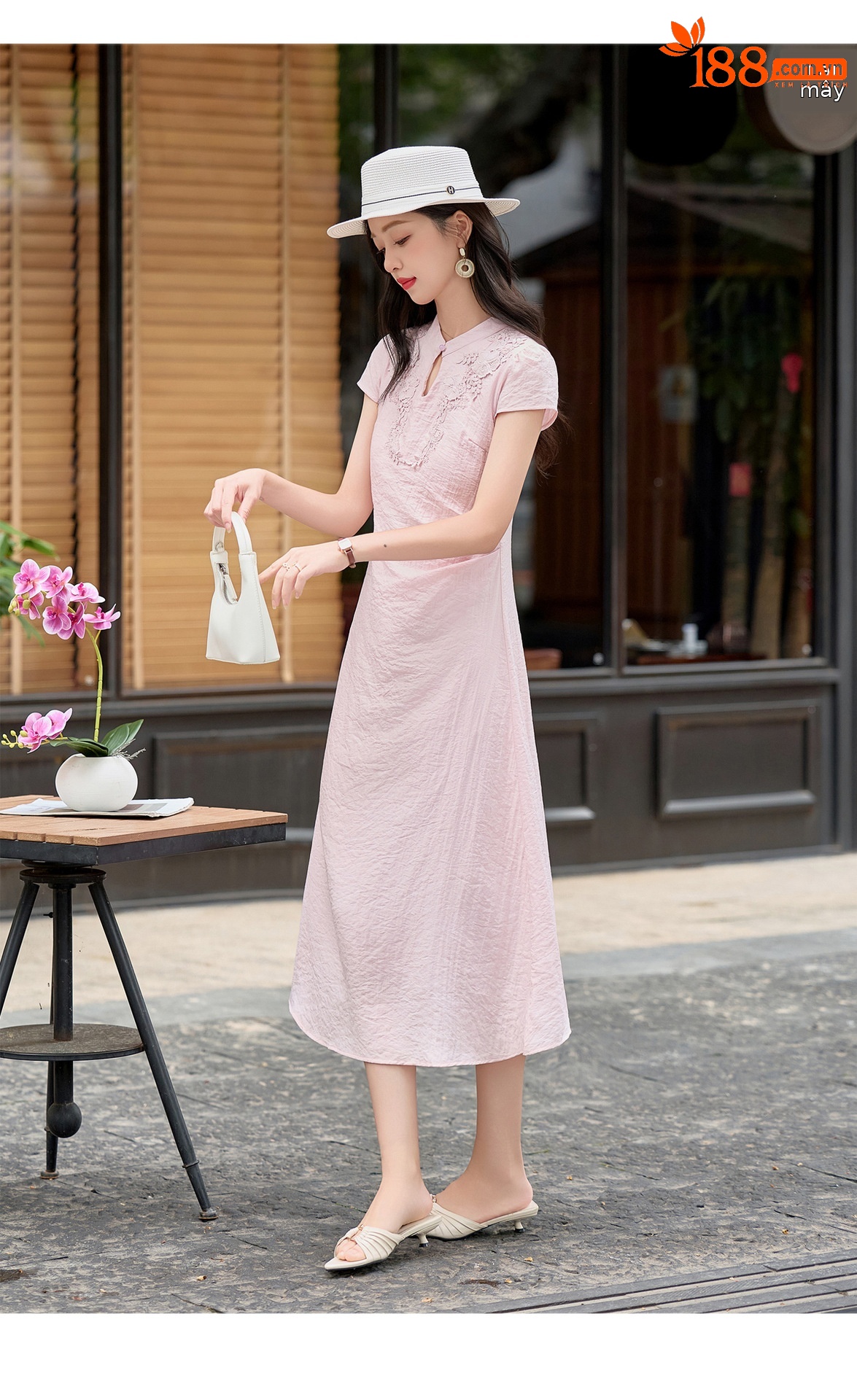 Đầm maxi nữ thắt eo phong cách tân cổ điển họa tiết quốc phong — Màu hồng, màu trắng ngà chi tiết 16