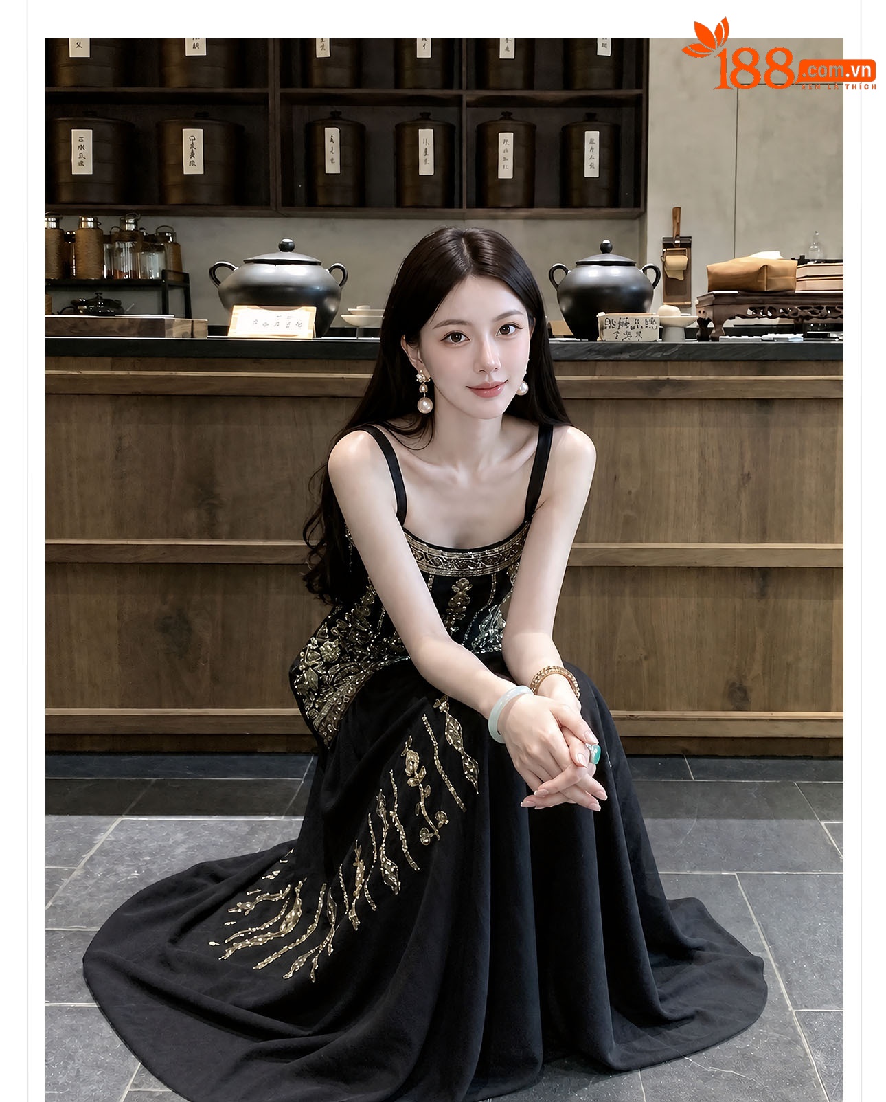 Đầm maxi nữ thắt eo phong cách tân cổ điển đính kết cườm thêu hoa — màu đen chi tiết 6