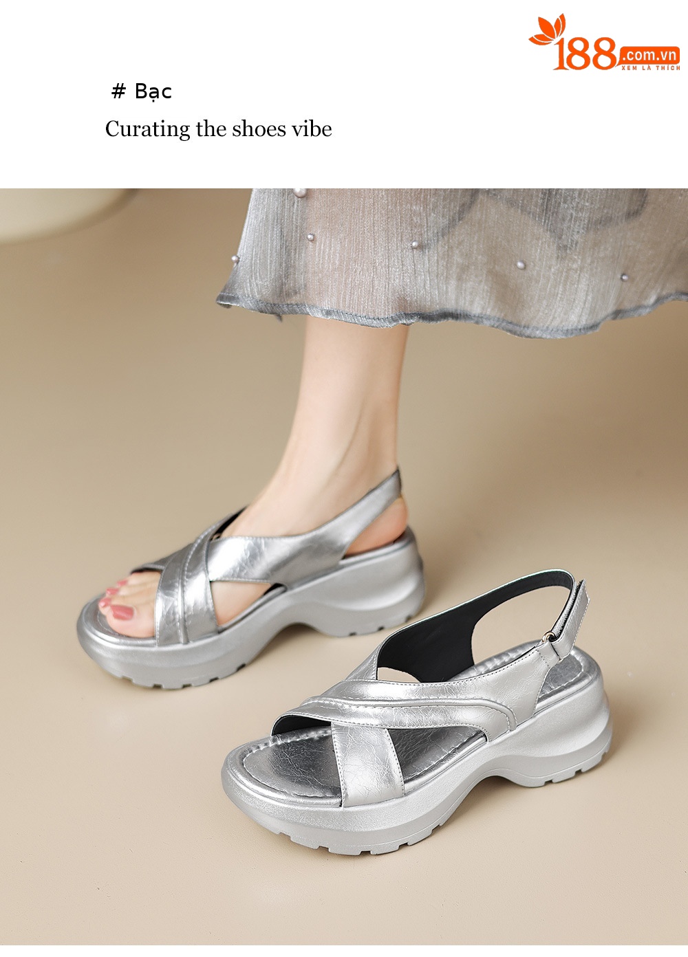 Sandal nữ đế dày phong cách thể thao quai chéo hở mũi, đế bánh mì êm ái — màu trắng ngà, bạc chi tiết 10