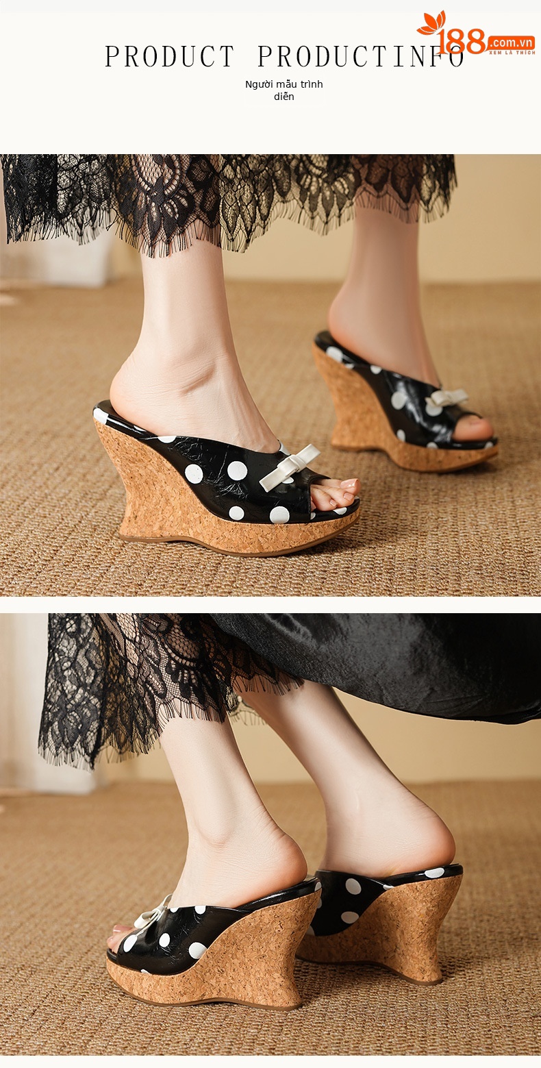 Sandal hở mũi nữ gót xuồng cao 9 cm, quai ngang đính nơ bướm chấm bi, đế dày — màu đen, màu trắng ngà chi tiết 2