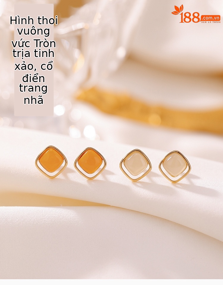 Bông tai bạc S925 mạ vàng đính ngọc bích và hổ phách hình vuông phong cách mới — Kiểu ngọc bích trong chi tiết 1