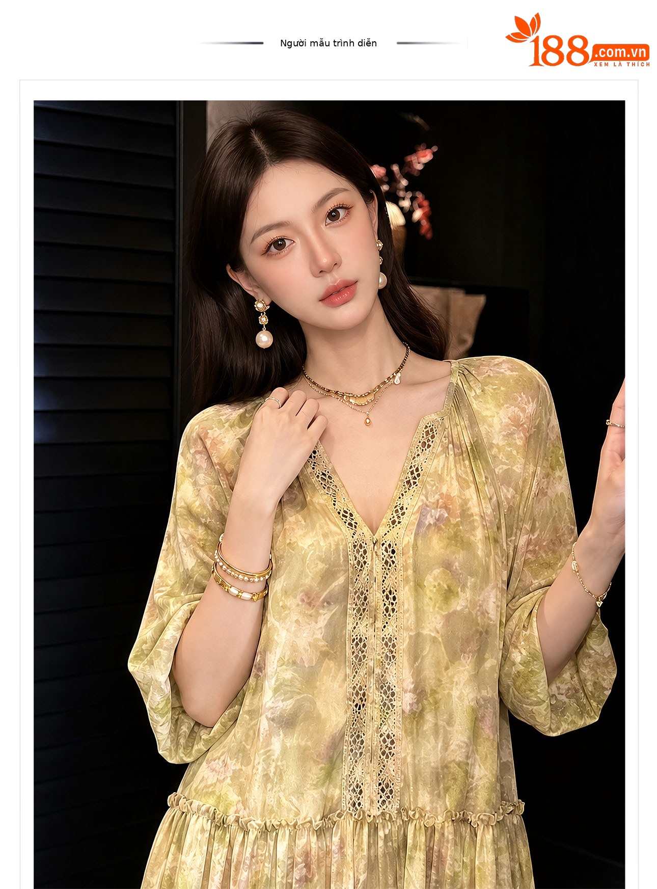Đầm maxi nữ cổ V phong cách Trung Hoa hiện đại, tay dài, thêu hoa nổi và đính cườm — Xanh lá cây nhạtcolor chi tiết 1