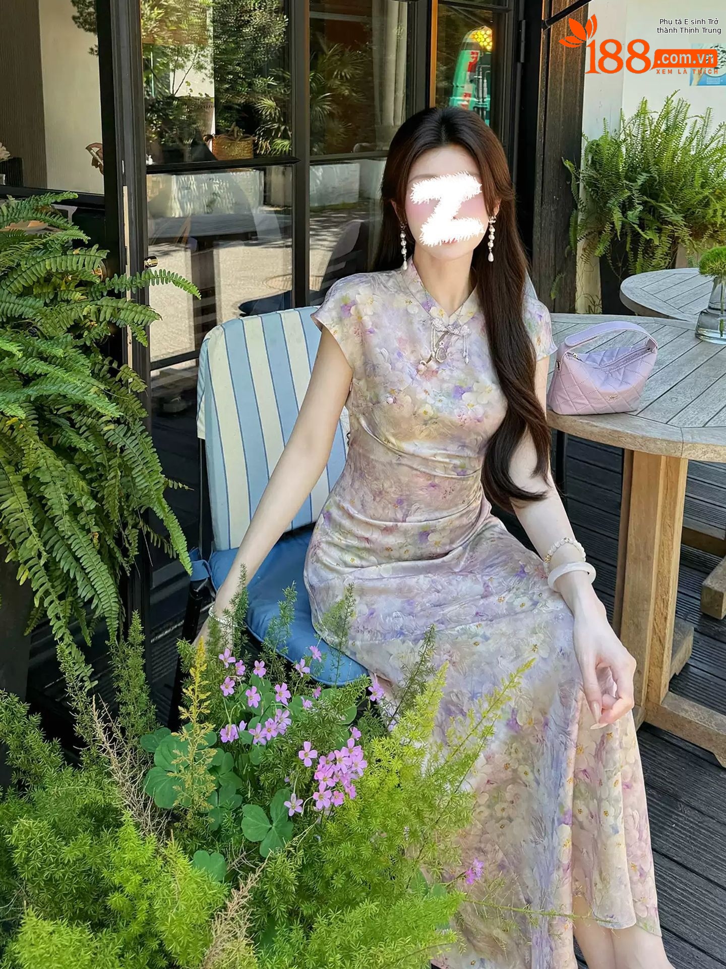 Đầm maxi nữ thắt eo họa tiết hoa nhí phong cách Trung Hoa hiện đại — màu tím