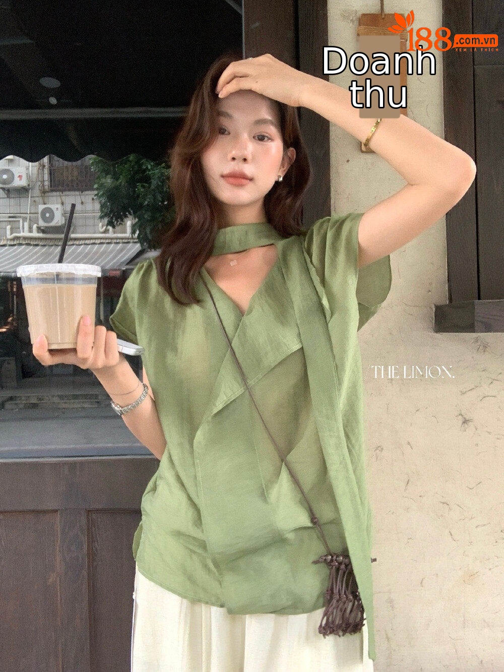 xanh lá cây