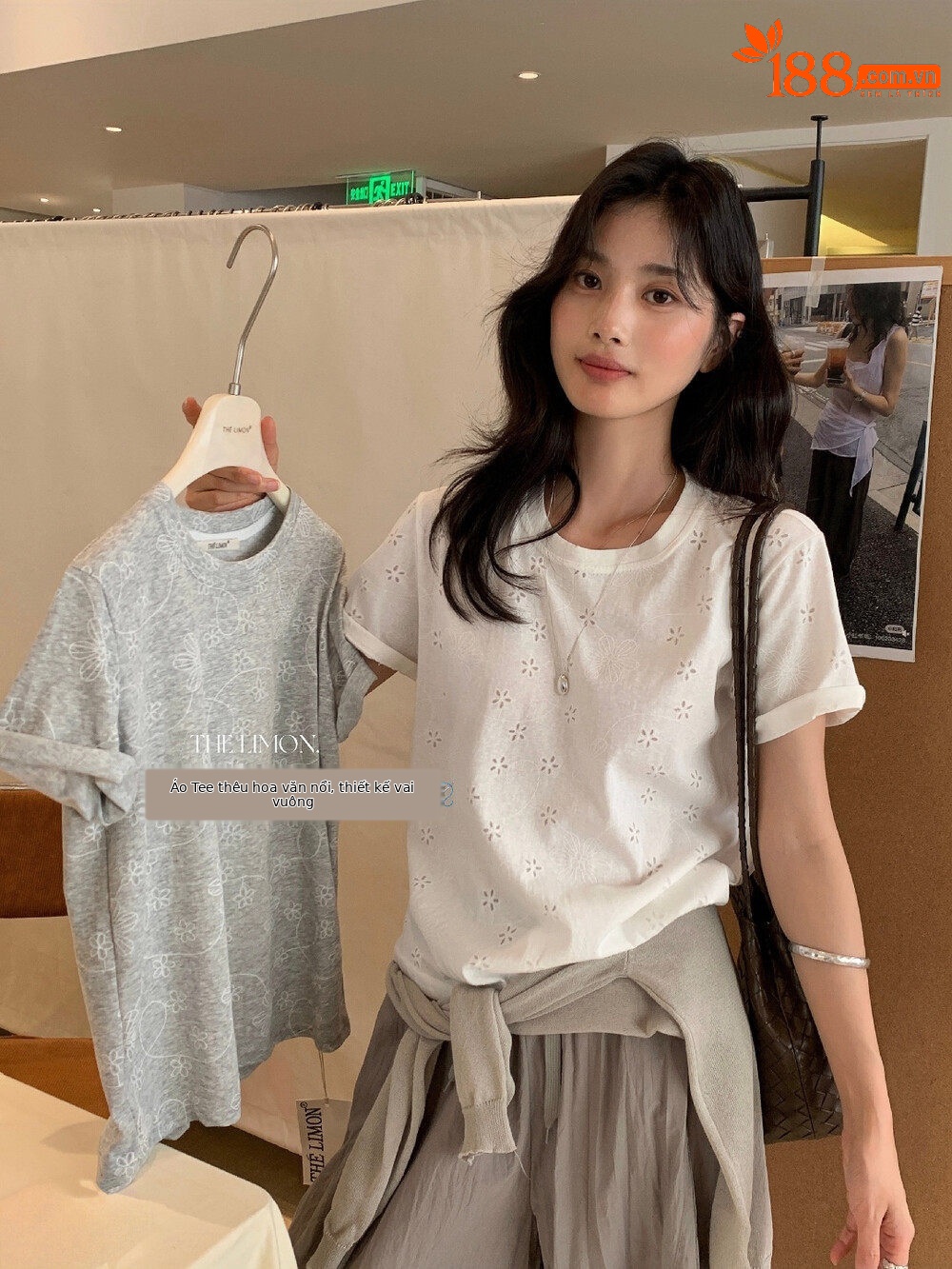 Áo thun nữ cổ tròn tay ngắn thêu hoa ren hở vai — màu trắng, màu xám chi tiết 22