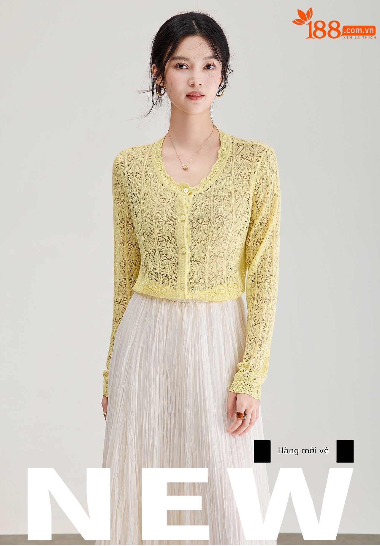 Áo cardigan cổ tròn họa tiết hoa móc nổi thiết kế mỏng nhẹ — màu trắng chi tiết 1