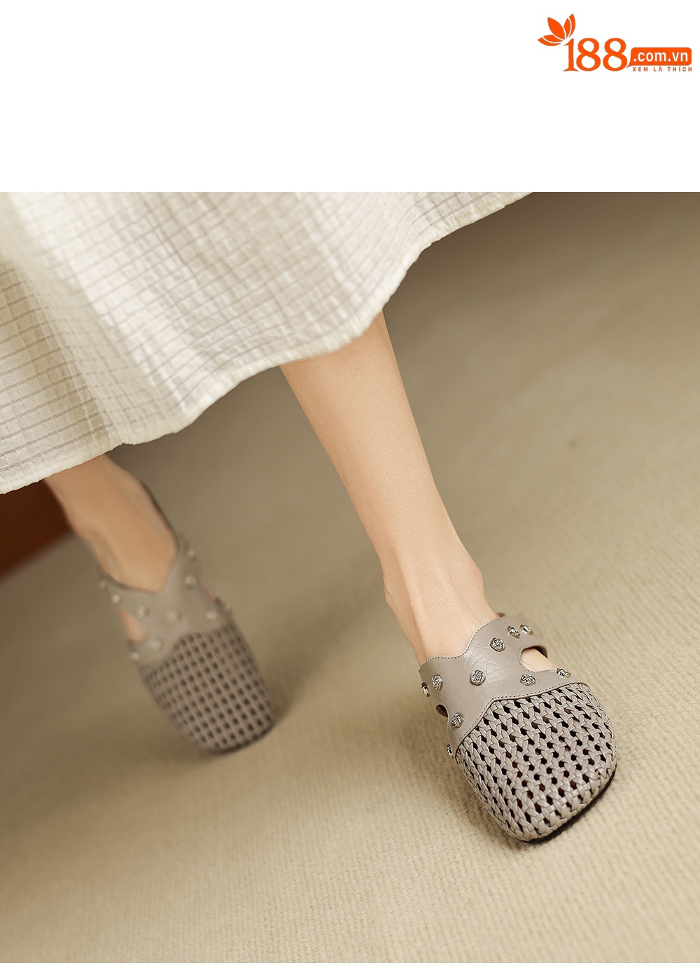Dép sandal nữ quai chữ V phong cách vintage, mũi kín, đế xuồng thoải mái — đen chi tiết 10