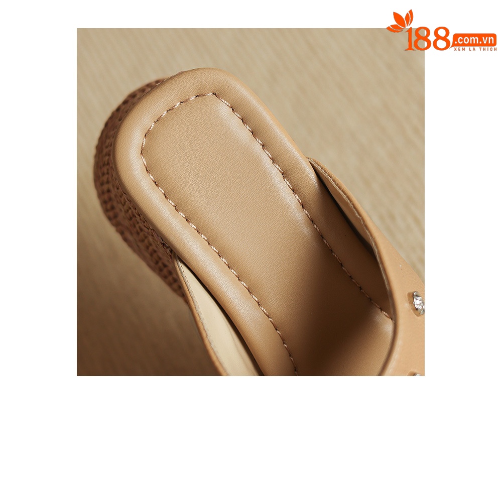 Dép sandal nữ đế dày da cừu họa tiết hoa — Trà sữa màu chi tiết 15