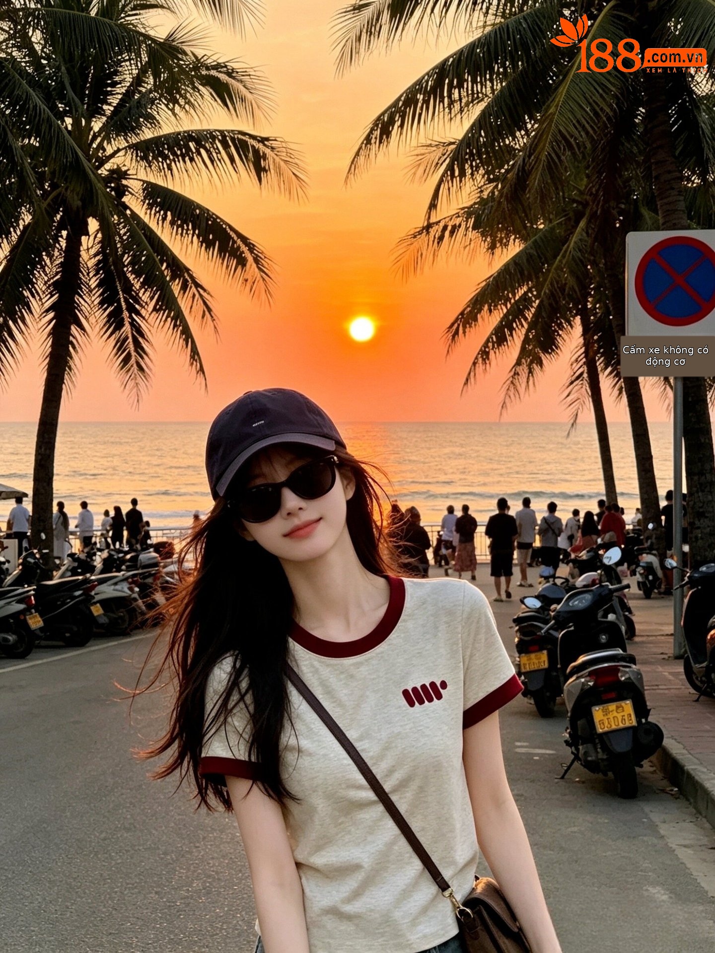 Áo thun nữ cổ tròn tay ngắn phối màu vai xuôi, in họa tiết trẻ trung — Màu ảnh chi tiết 2
