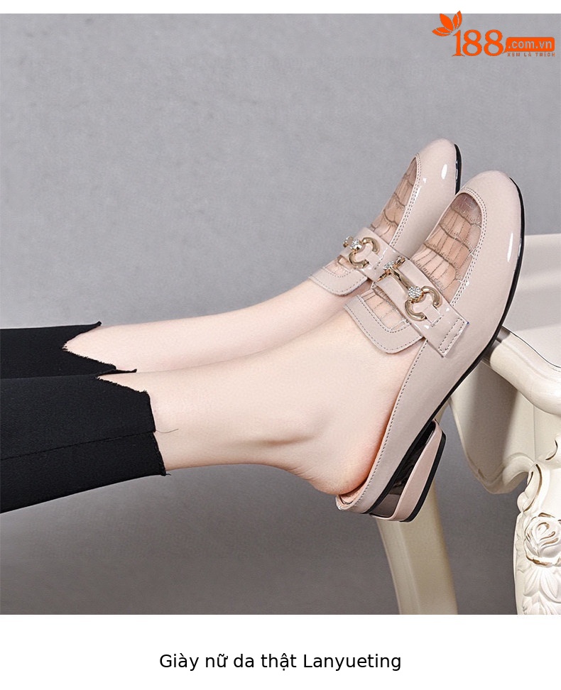 Dép sandal nữ mũi tròn da thật phong cách Anh, gót thấp 4.5 cm, quai chữ V đơn giản — Màu đen: 4.5cm chi tiết 4
