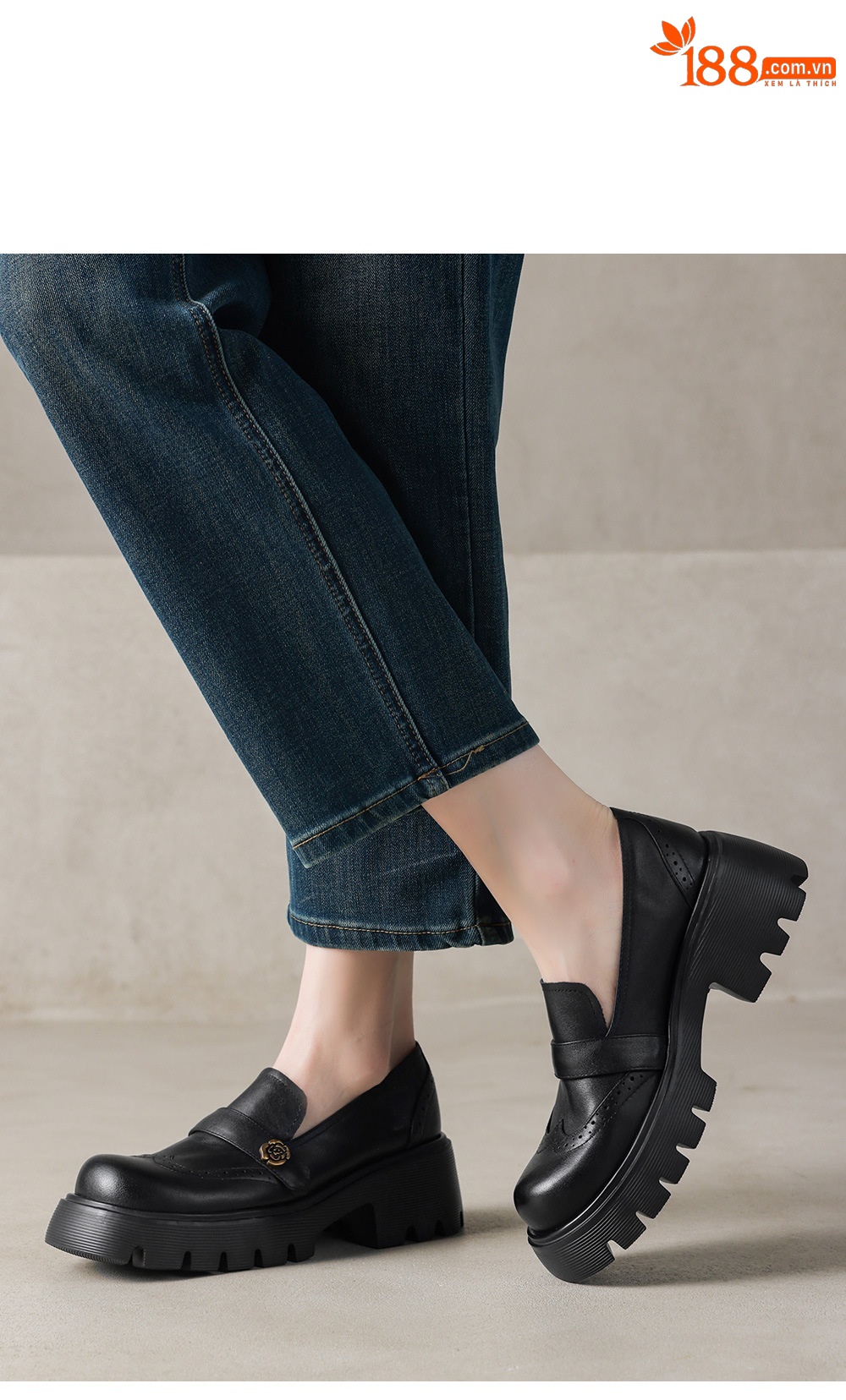 Giày loafer nữ đế xuồng phong cách Anh cổ điển, mũi tròn, gót cao nhỏ, họa tiết hoa sơn trà — màu nâu chi tiết 17