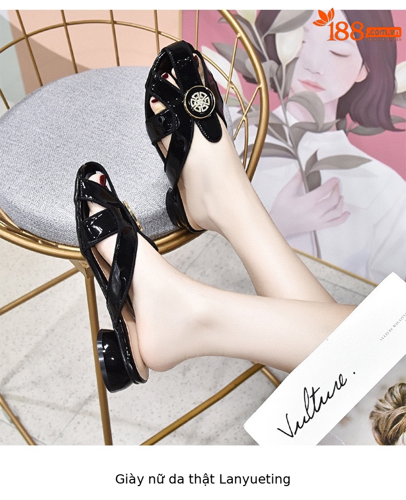 Dép sandal nữ da thật gót thấp mũi tròn quai chữ V sơn mài — màu đen chi tiết 2