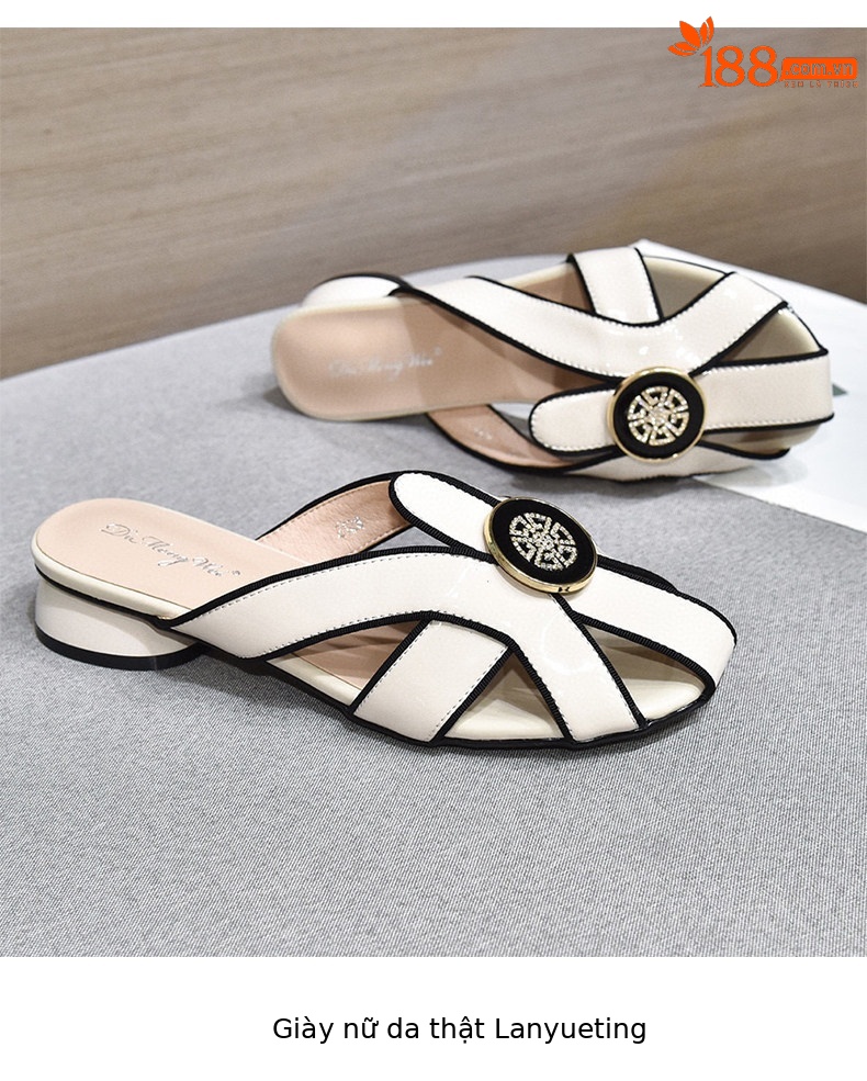 Dép sandal nữ da thật gót thấp mũi tròn quai chữ V sơn mài — màu đen chi tiết 6