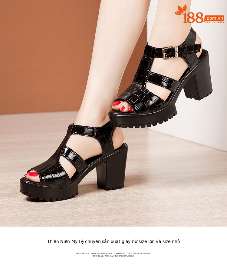 Sandal cao gót nữ đế xuồng da bóng mùa hè 2025, gót 9 cm, đế dày platform, hở mũi, size lớn 40-43 — Màu đen, Màu trắng chi tiết 12