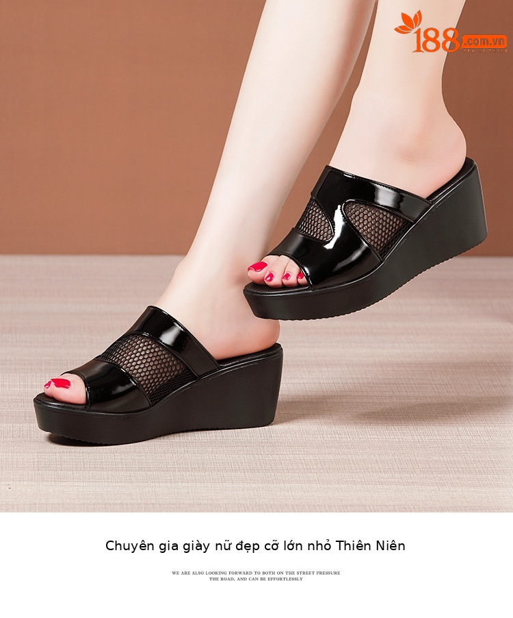 Dép sandal nữ đế xuồng platform dày, gót trung bình, mũi hở, quai chữ V, chất liệu da bóng lưới rỗng — Màu đen, Màu trắng, Màu đỏ chi tiết 9