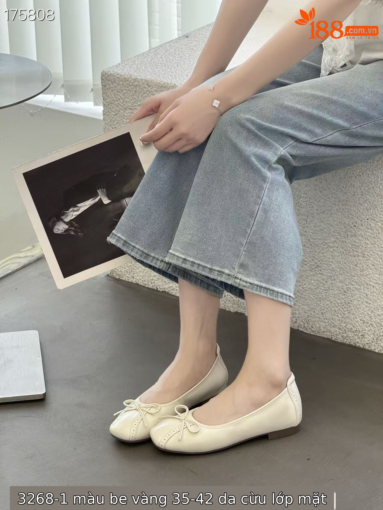 Giày lười nữ mũi vuông da cừu đế bằng, phối nơ xinh xắn — Màu trắng be chi tiết 4