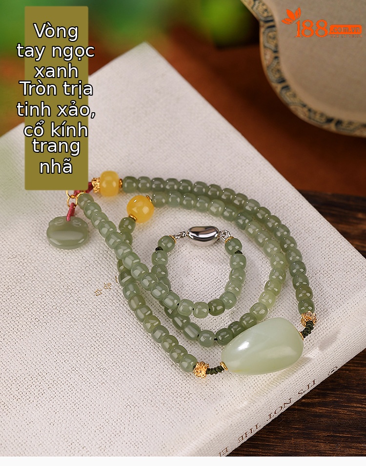 Vòng tay hai lớp bạc S925 mạ vàng kết hợp hạt ngọc bích và đá sapphire, charm Ruyi khí chất — Một chiếc chi tiết 2