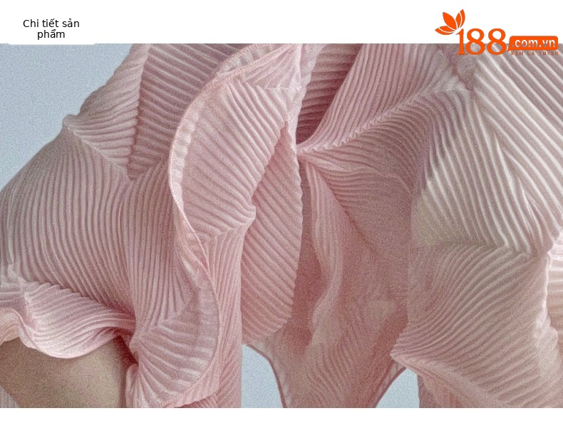 Áo thun nữ Miyake xếp ly thủ công cổ V ôm dáng — Màu đen chi tiết 3