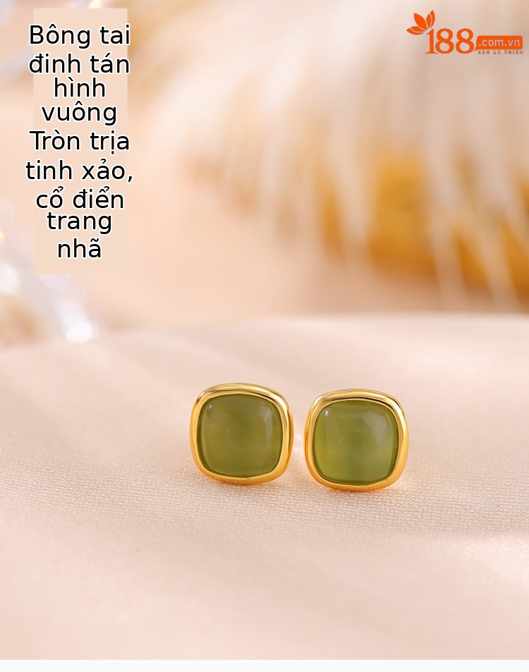 Khuyên tai nữ bạc S925 mạ vàng đính ngọc bích vuông phong cách cổ điển — Một cặp chi tiết 1
