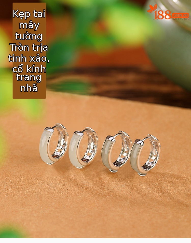 Bông tai kẹp tai retro bạc S925 đính ngọc bích sapphire hình hươu — Kiểu Sapphire chi tiết 1