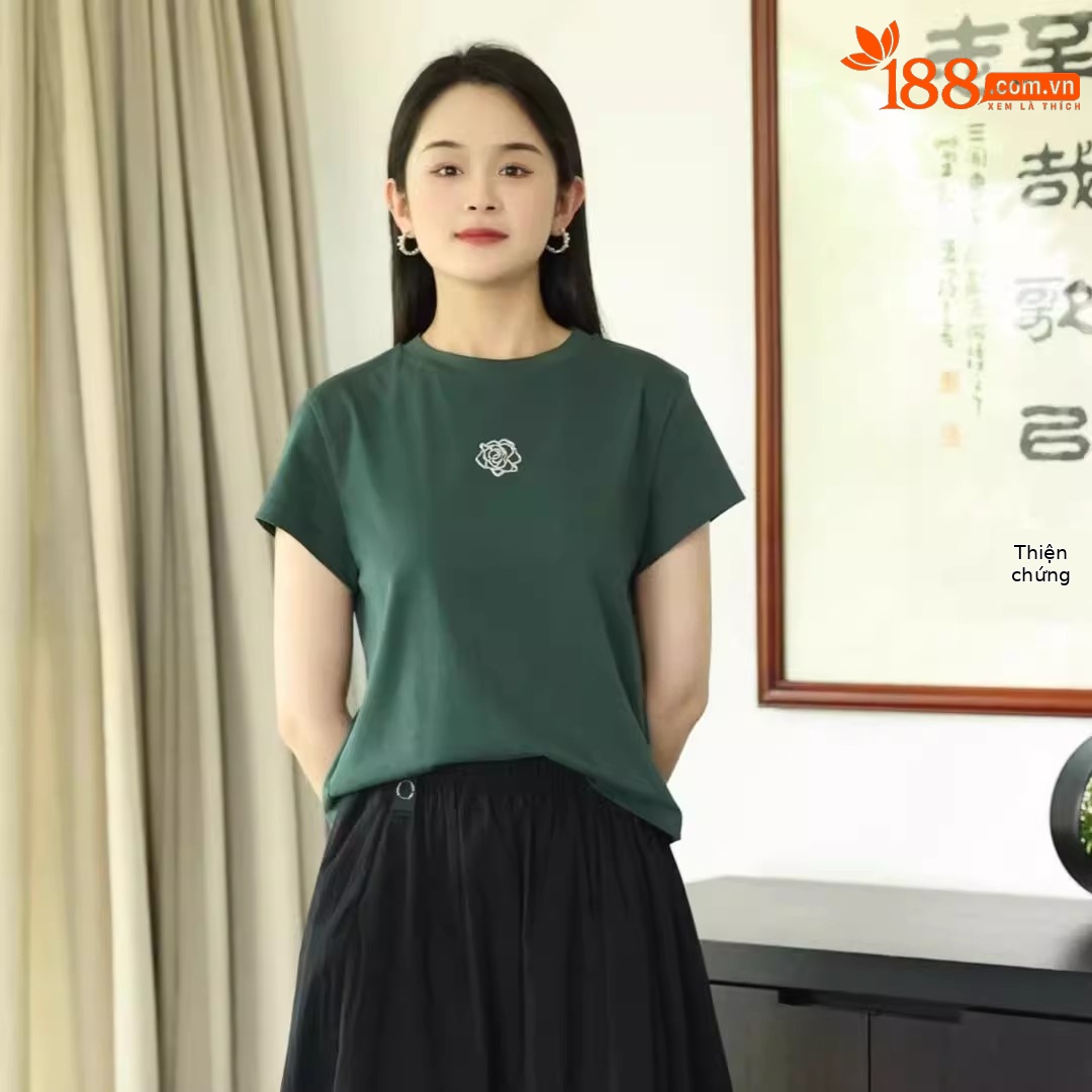 Áo thun nữ cổ tròn cotton thêu hoa hồng tay ngắn — Màu đen ngọt ngào chi tiết 9