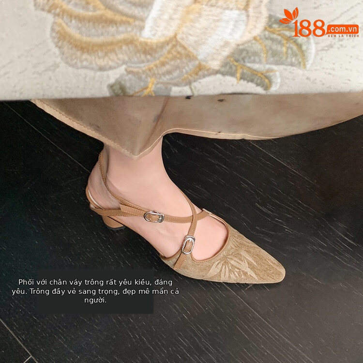 Sandal cao gót mũi nhọn phong cách Trung Hoa mới, chất sa tanh, quai chéo rỗng, gót thô 9 cm — Màu trắng be, Màu Kaki chi tiết 5