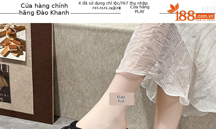 Dép sandal nữ đế xuồng quai chữ V đính đá bạc — Màu đen chi tiết 11