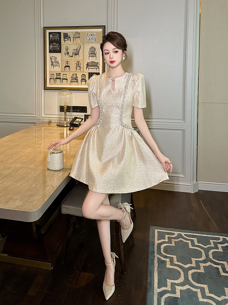 Đầm suông nữ midi cổ tròn tay bồng phong cách Chanel — [Đen], [Champagne]