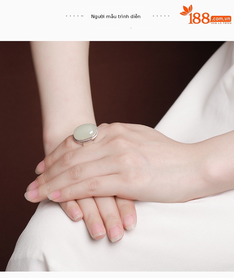 Nhẫn bạc S925 đính ngọc bích trắng Hòa Điền mặt trứng đơn giản phong cách sang trọng — Mở một size chi tiết 5