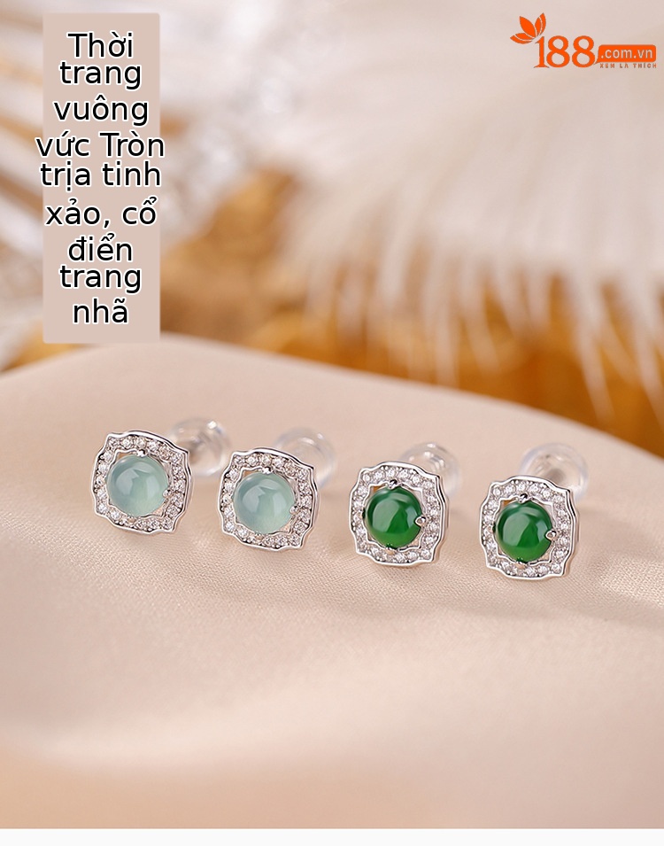 Bông tai bạc S925 đính ngọc bích xanh dạng hạt tròn hình vuông rỗng — Mẫu ngọc bích nước xanh chi tiết 1