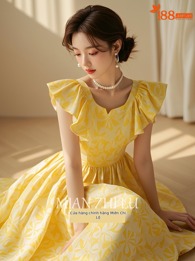 Váy liền màu vàng