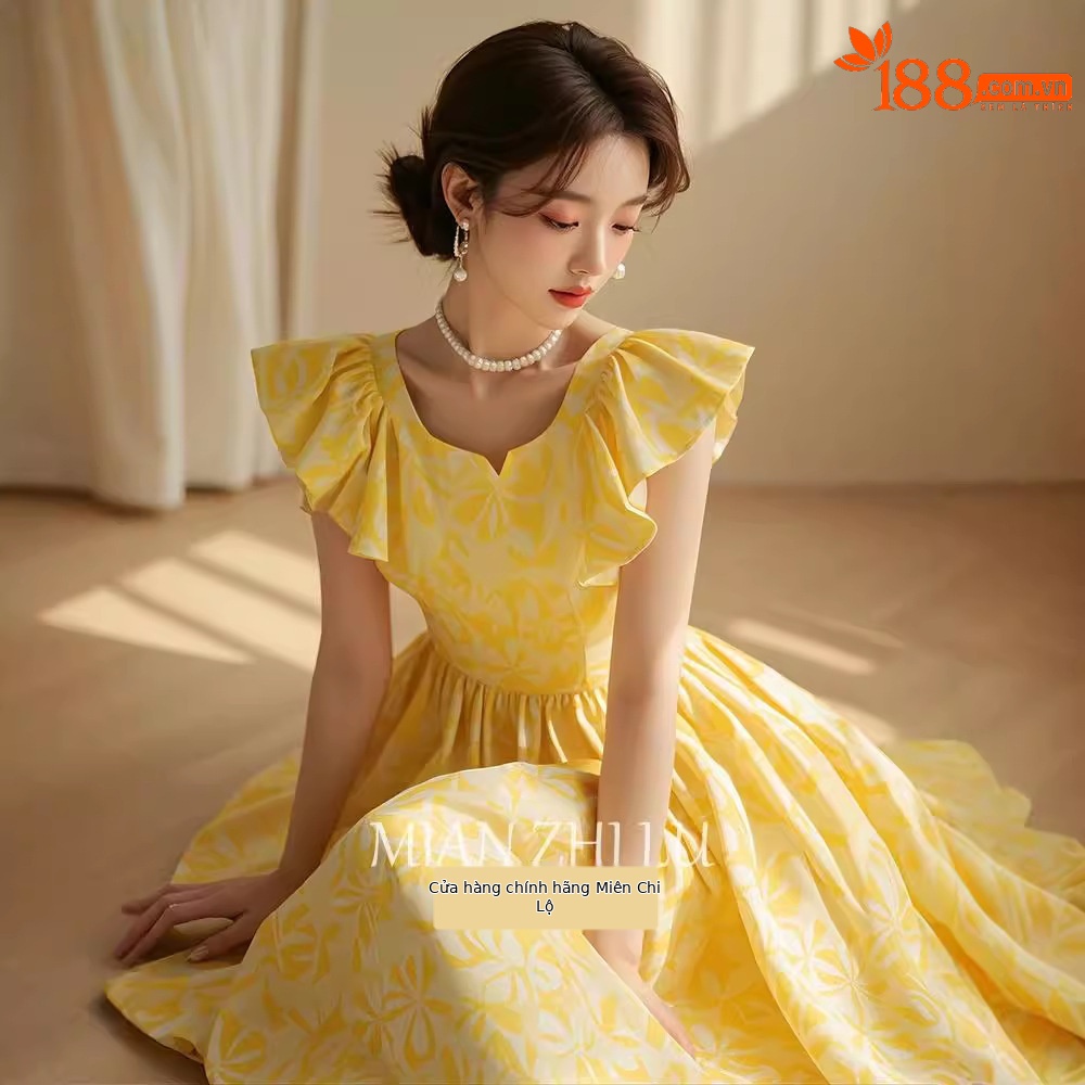 Váy dài mùa hè FL240802 thiết kế tay bay nhỏ in hoa màu vàng kiểu Pháp — Váy liền màu vàng