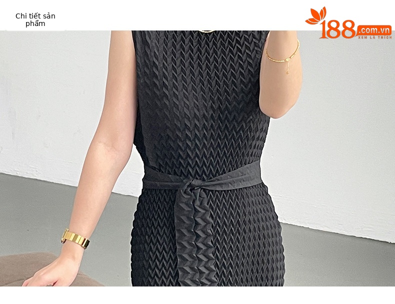 Đầm suông midi xếp ly không tay ôm eo phong cách Miyake — Màu đen chi tiết 3