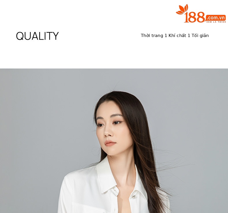 Áo khoác lyocell trắng in hình bướm đính kim cương dáng rộng ngắn — Màu trắng chi tiết 1
