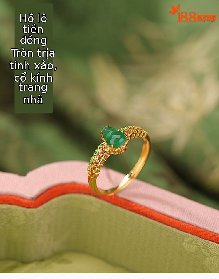 Nhẫn bạc S925 mạ vàng đính ngọc lục bảo hình đồng xu may mắn phong cách Trung Hoa — một mảnh chi tiết 1