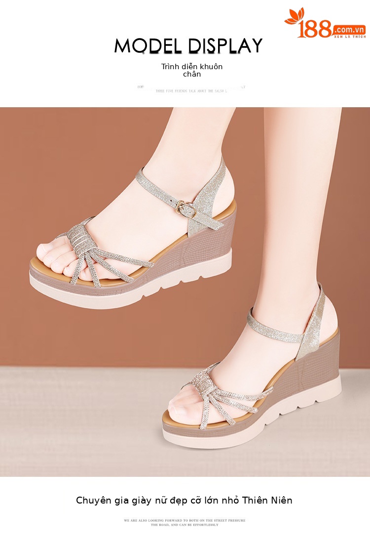 Dép sandal nữ xỏ ngón đế dày gót vừa đính đá lỗ rỗng mùa hè 2025 — Màu đen, Màu vàng, Màu bạc chi tiết 9