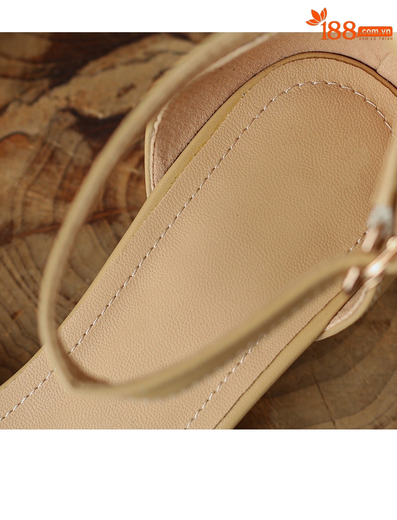 Sandal nữ quai ngang mũi kín gót thấp 2,5 cm phong cách Hàn Quốc phối màu — Màu trắng nhạt chi tiết 12