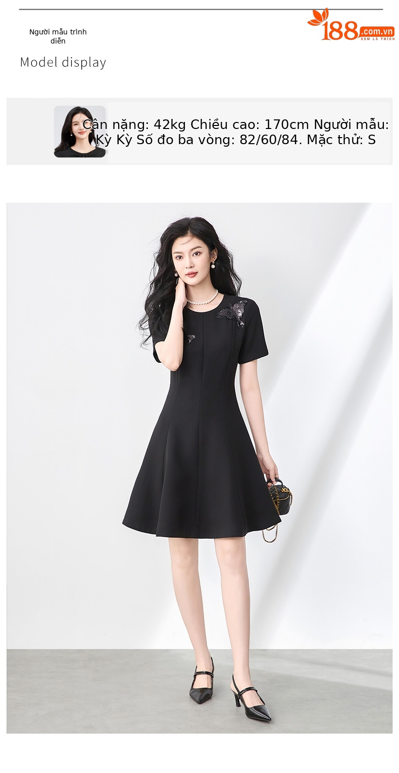 Váy liền tay ngắn cổ tròn đính sequin nặng, thắt eo, phong cách quý phái — Màu đen chi tiết 6
