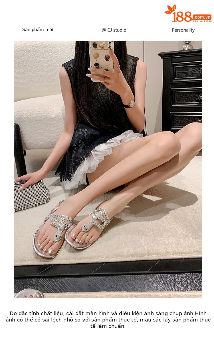 Dép xỏ ngón nữ da thật gót trung dày hở ngón phong cách Pháp đính đá rhinestone — Màu bạc chi tiết 1