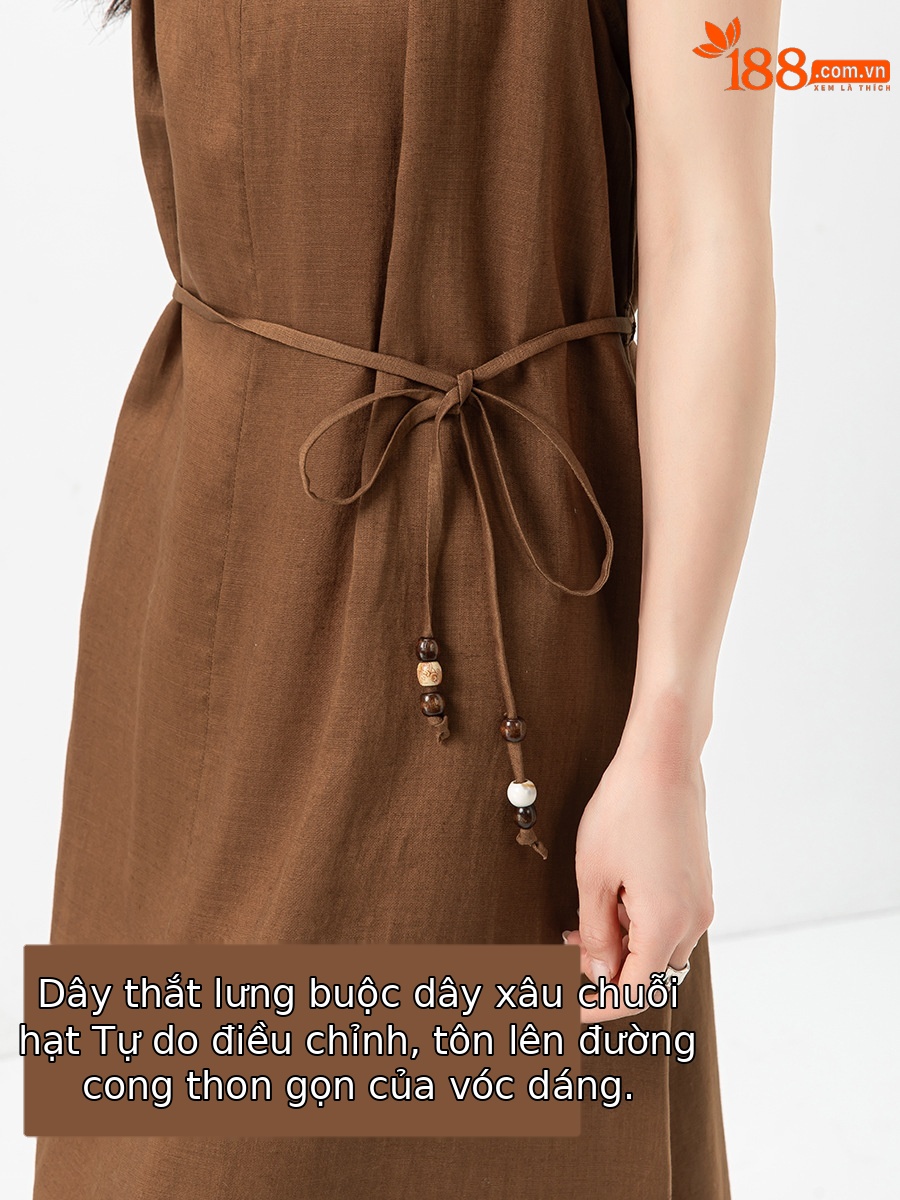 Váy maxi hai dây đính cườm phong cách nghỉ dưỡng, dáng chữ A rộng rãi, chất Tencel phối sợi gai mỏng mùa hè — Màu caramel