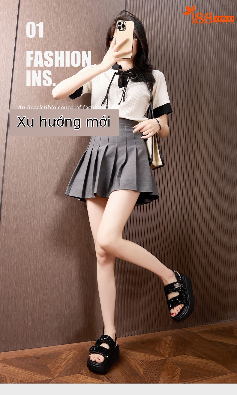 Dép sandal nữ xỏ ngón đế bệt phong cách rocker, họa tiết cá tính — Bạc, Đen chi tiết 2