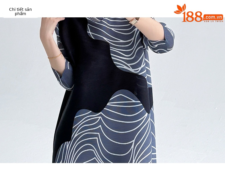 Váy liền maxi nữ in họa tiết kẻ sọc xếp ly tôn dáng — Màu tím chi tiết 3