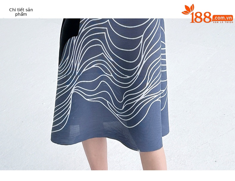 Váy liền maxi nữ in họa tiết kẻ sọc xếp ly tôn dáng — Màu tím chi tiết 4