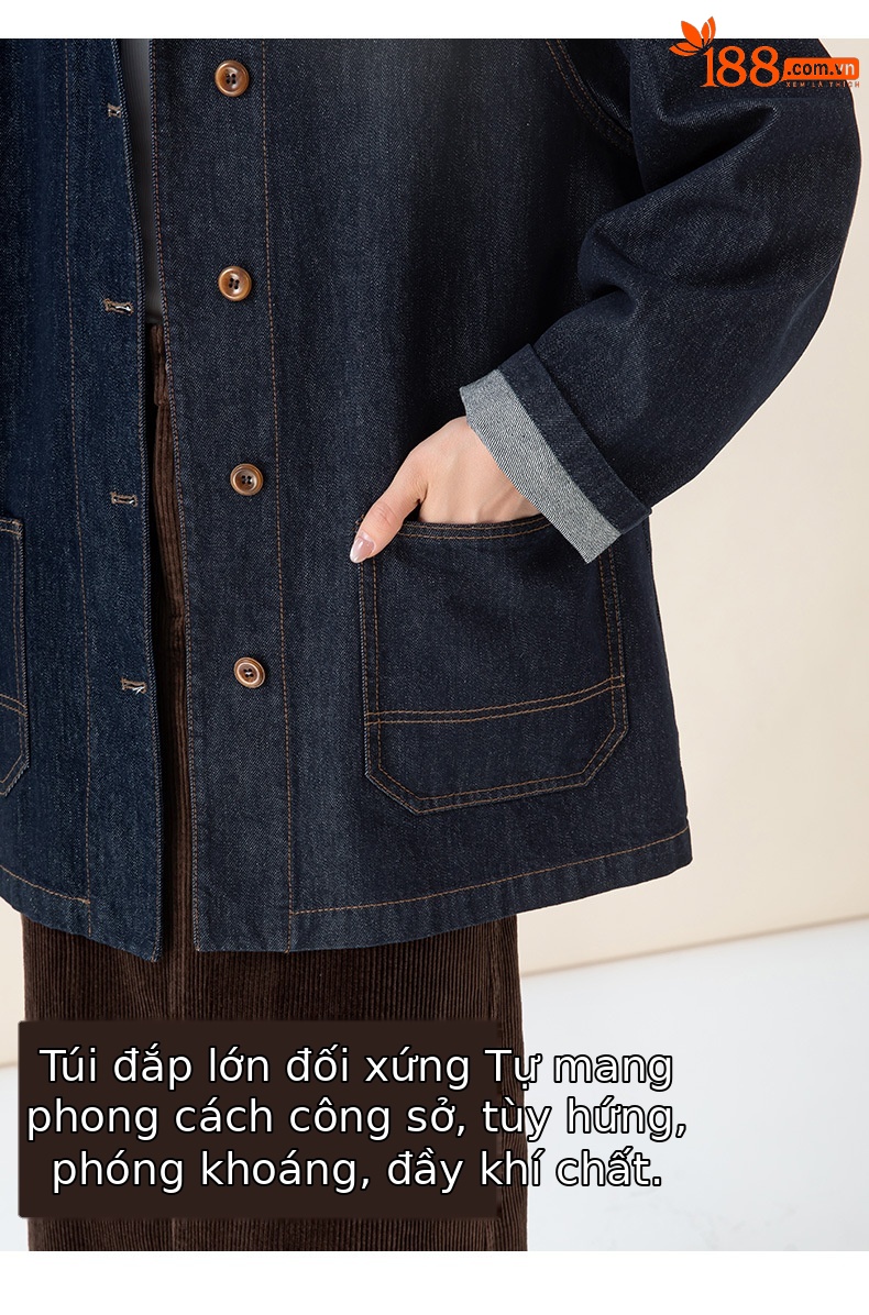 Áo khoác denim cổ điển phối màu tương phản, ve lông cừu, dáng dài trung bình — Xanh denim chi tiết 12