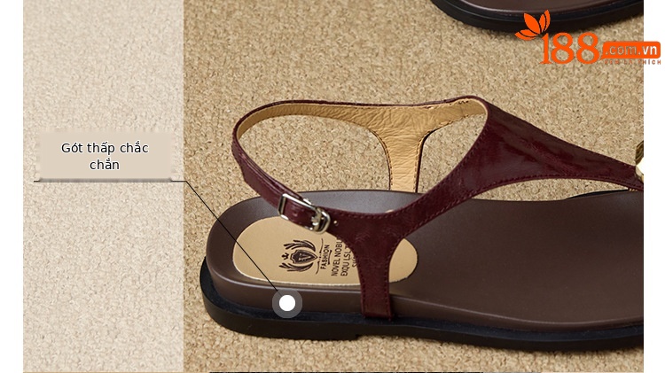 Dép sandal nữ xỏ ngón đế bệt da cừu khóa kim loại — màu nâu chi tiết 16