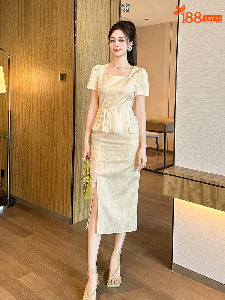 Đầm maxi nữ thắt eo cổ vuông phong cách Pháp, thiết kế chít eo che bụng giả hai tầng xẻ hông — Màu vàng mơ