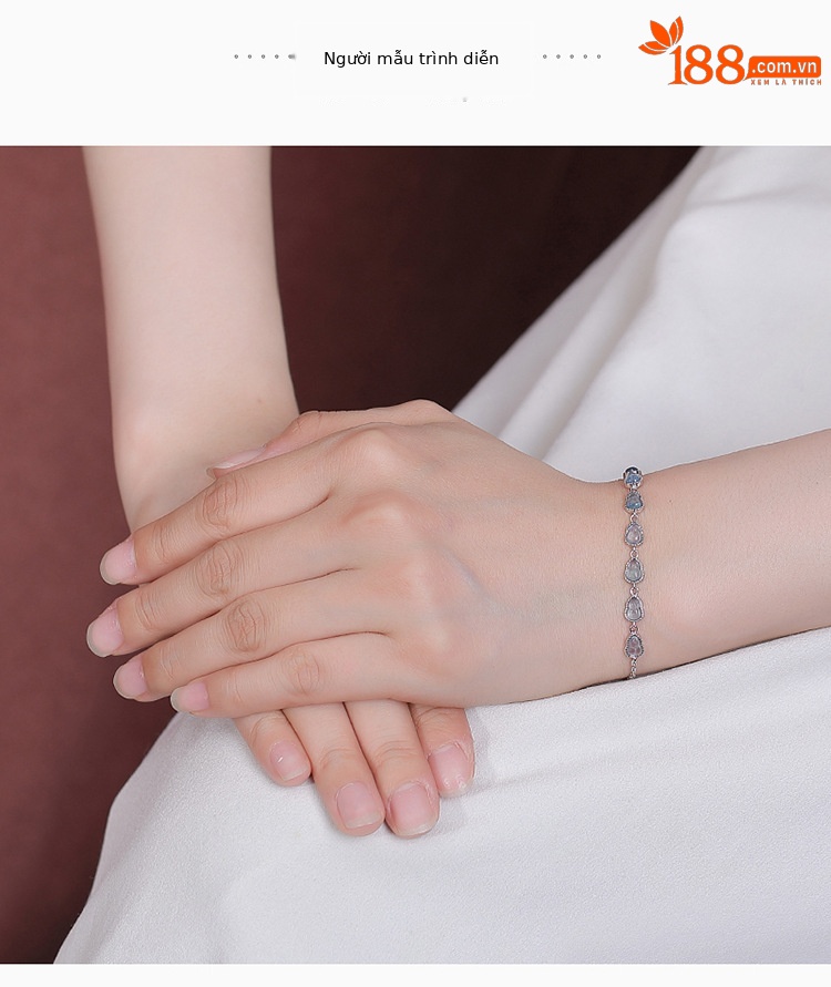 Vòng tay bạc S925 hạt đá xanh hình hồ lô khắc răng cưa phong cách Tân Trung Hoa — Một cái chi tiết 3