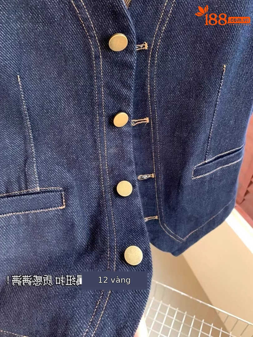 Áo vest denim không tay cổ chữ V phong cách retro, xếp lớp thời trang — Áo vest màu xanh đậm chi tiết 6